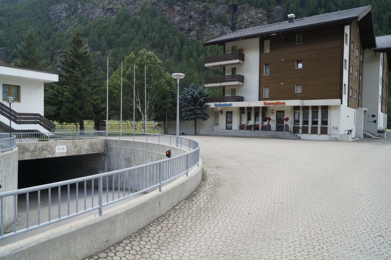 Aparthotel Monte Rosa D 412 Täsch Esterno foto