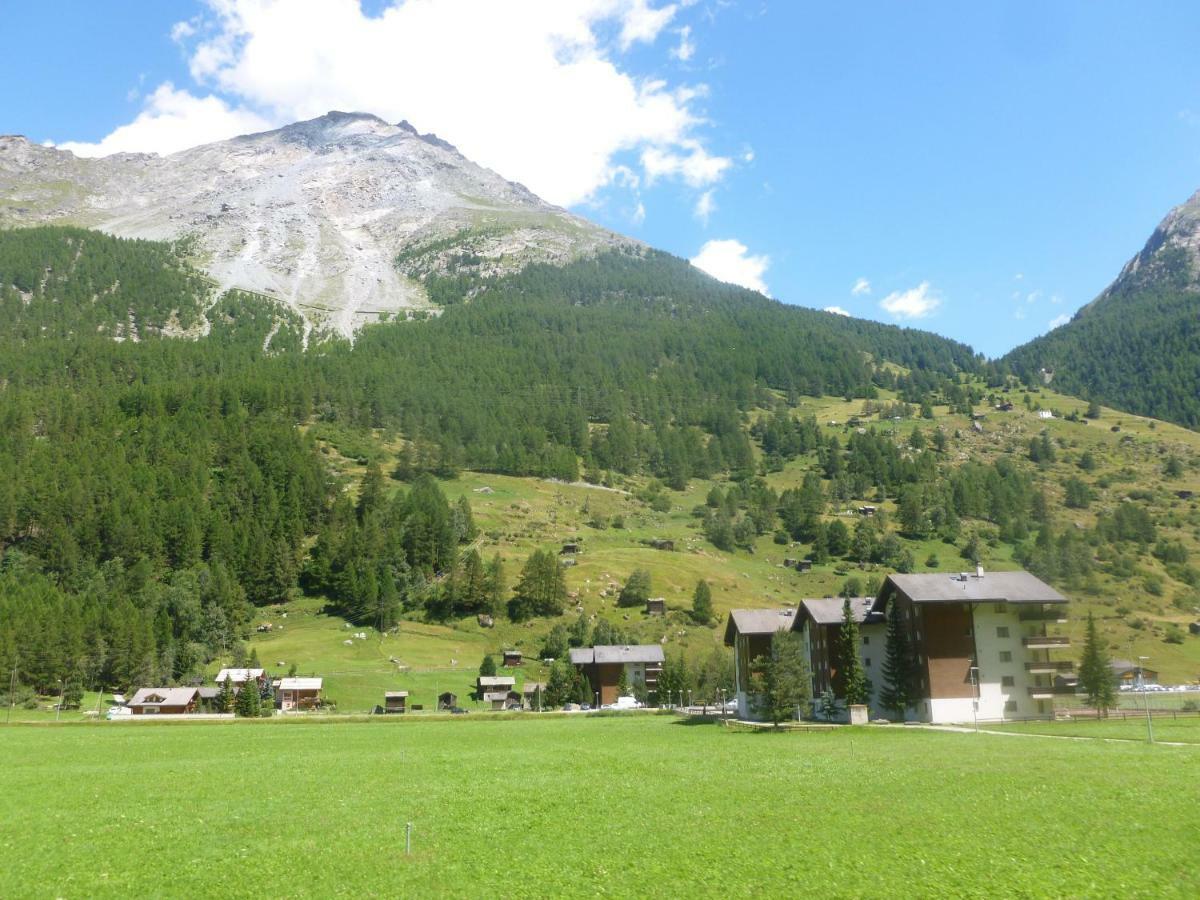 Aparthotel Monte Rosa D 412 Täsch Esterno foto