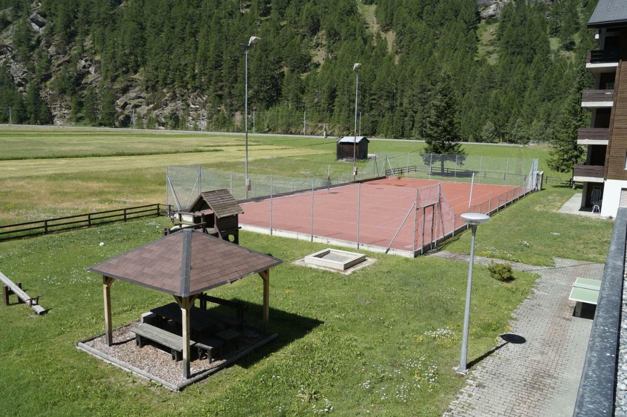 Aparthotel Monte Rosa D 412 Täsch Esterno foto